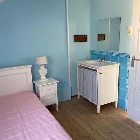 Pacific, Spectacular Seaview Feriehus